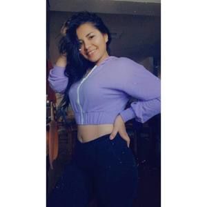 Meet your Posher, Esmeralda